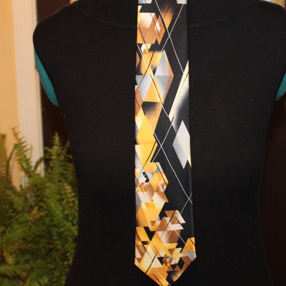 Jerry Garcia LADY WITH ARGYLE SOCKS - COLLECTION #62 - Abstract Silk Tie XL